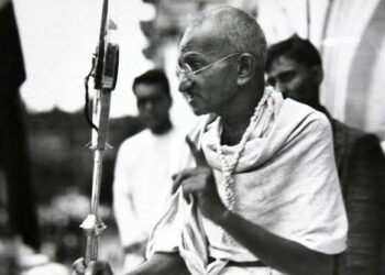 Mahatma Gandhi, Tokoh Anti Kekerasan dari India