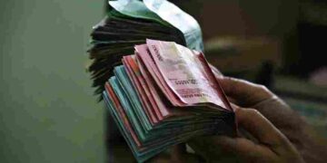 Perlukah Uang Baru untuk THR Lebaran? Ini Makna, Tradisi, dan Pertimbangannya